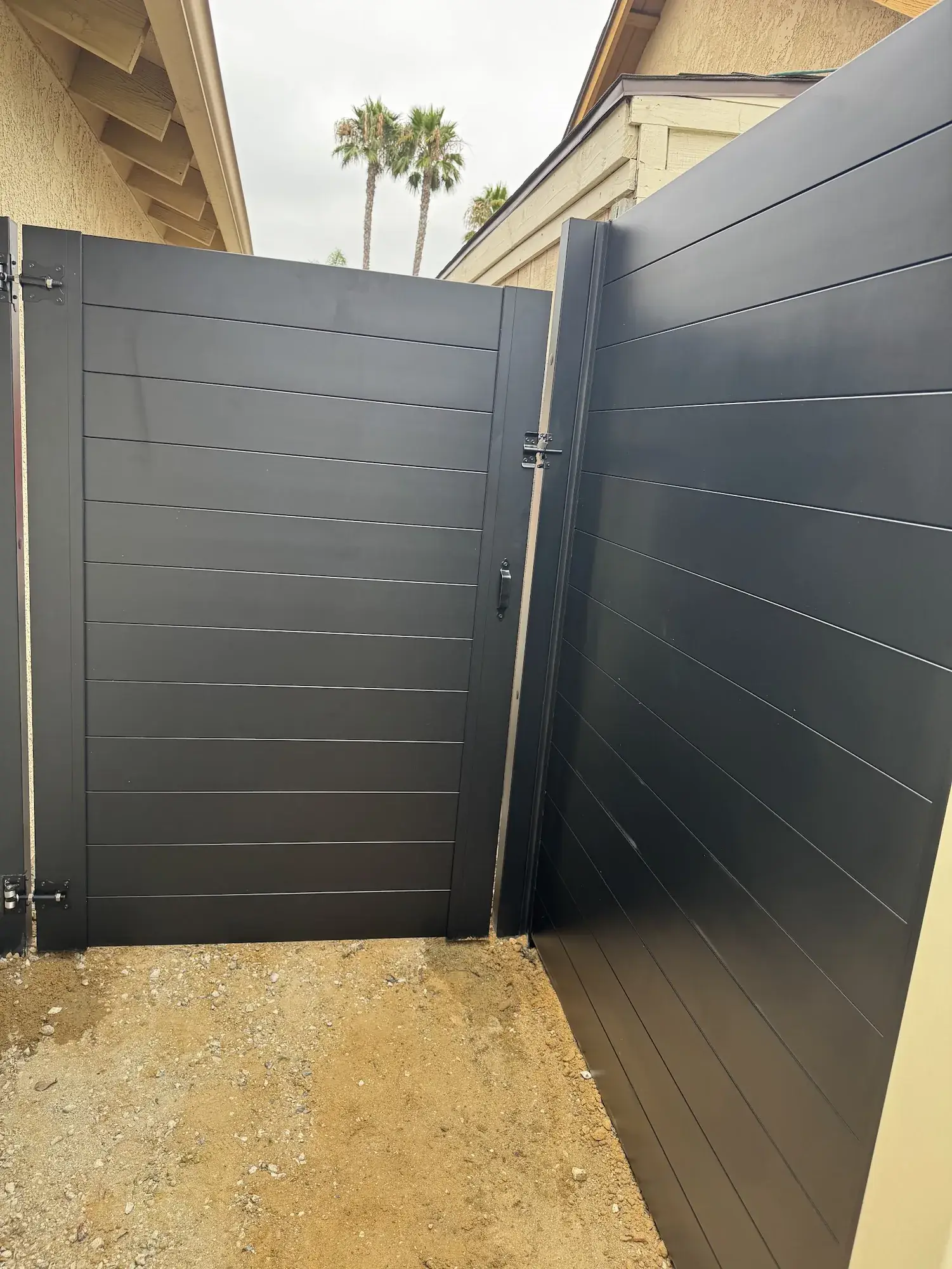 Full Privacy Fence & Gate — San Diego, CA
