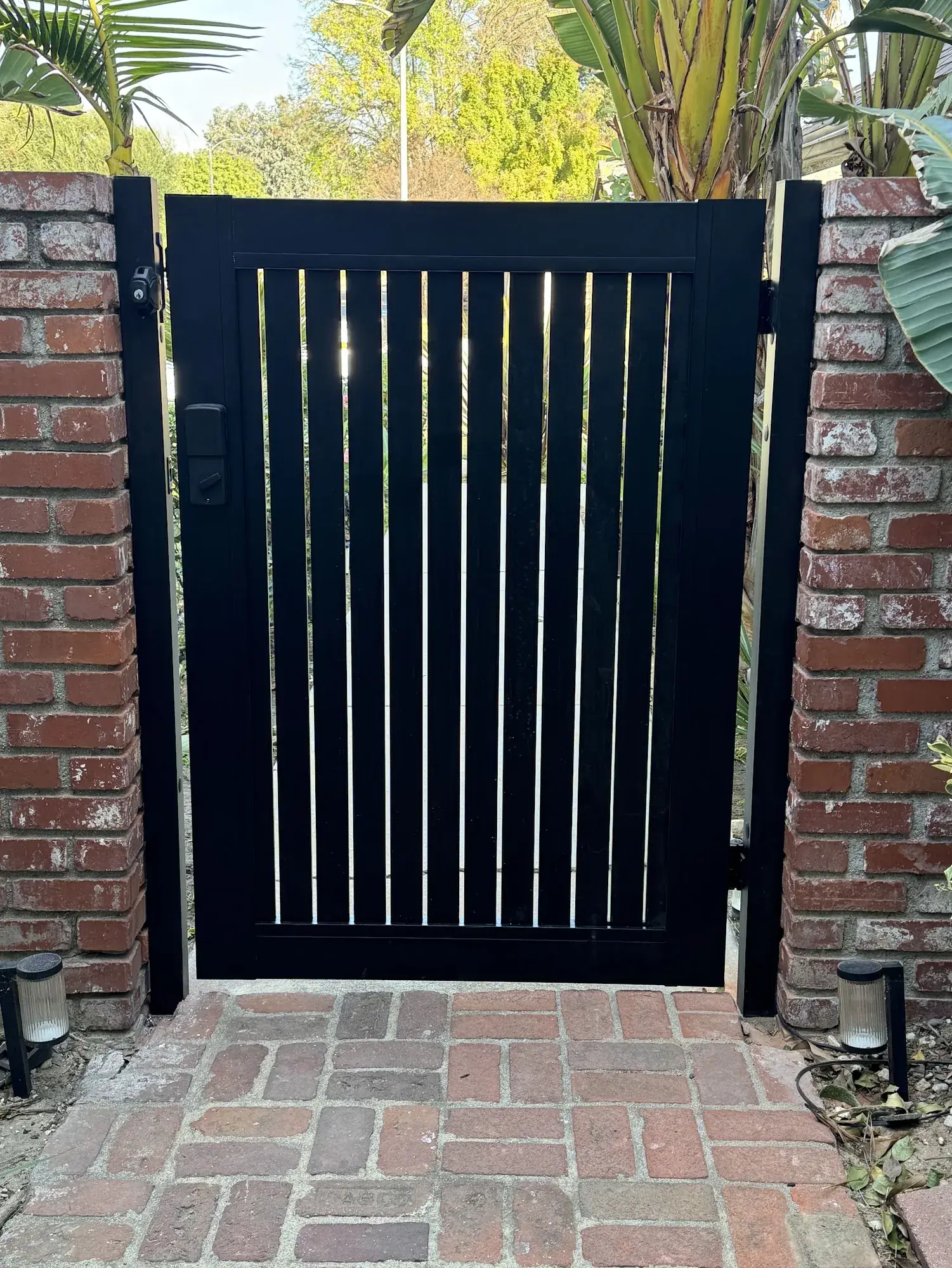 Vertical Semi-Privacy Gate — Northridge, CA
