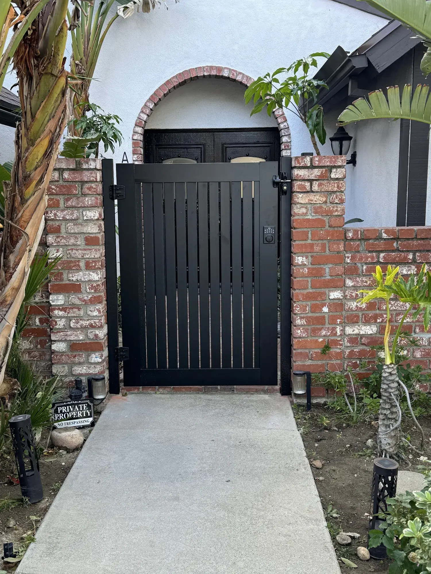 Black aluminum vertical semi-privacy gate in Northridge, CA — photo 3 of 3